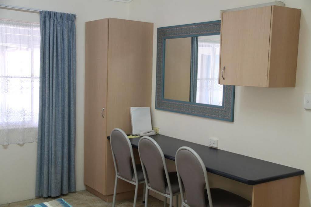גונדיווינדי Border Motel מראה חיצוני תמונה